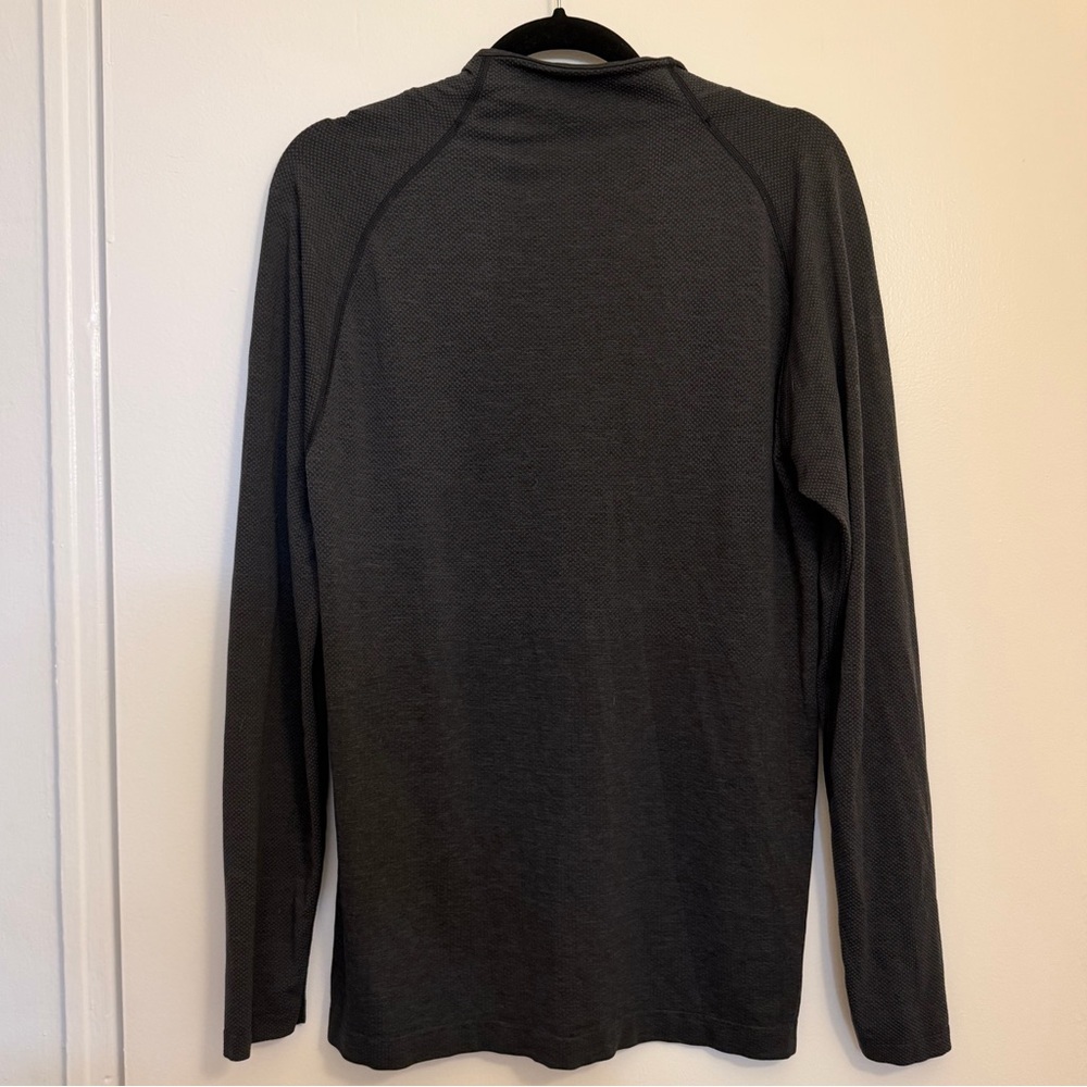 Lululemon Mens medium Metal Vent Tech lightweight Half Zip pullover long sleeve - Picture 6 of 10